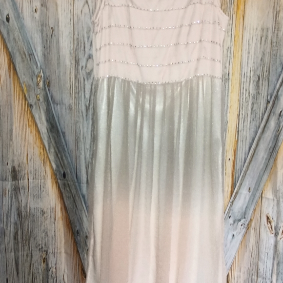 YIGU'E - Picture 9 of 12